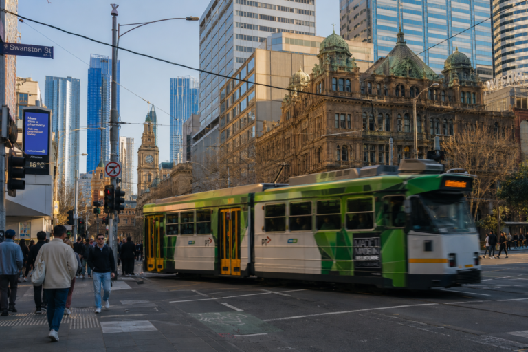 Free and Cheap Public Transport for Tourists: City-by-City Guide